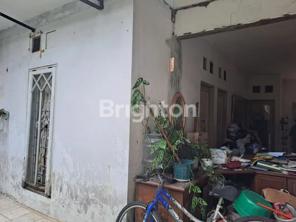 image RUMAH 4KT DI KENCANA LOKA BSD - AREA PREMIUM DEKAT GRANADA (3)