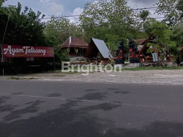 DIJUAL TANAH EX RESTO AYAM TALIWANG DI JALAN RAYA KARANGMOJO SENIN WONOSARI YOGYAKARTA