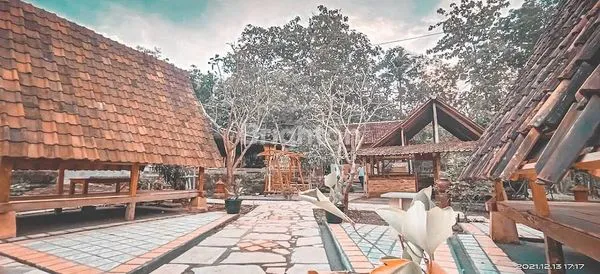 image DIJUAL TANAH EX RESTO AYAM TALIWANG DI JALAN RAYA KARANGMOJO SENIN WONOSARI YOGYAKARTA (6)