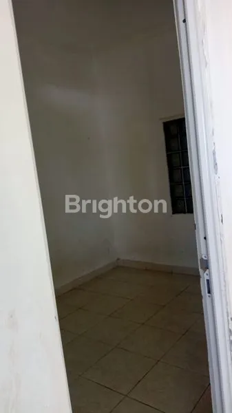 image RUMAH MINIMALIS LOKASI STRATEGIS KAWASAN SENTUL (3)