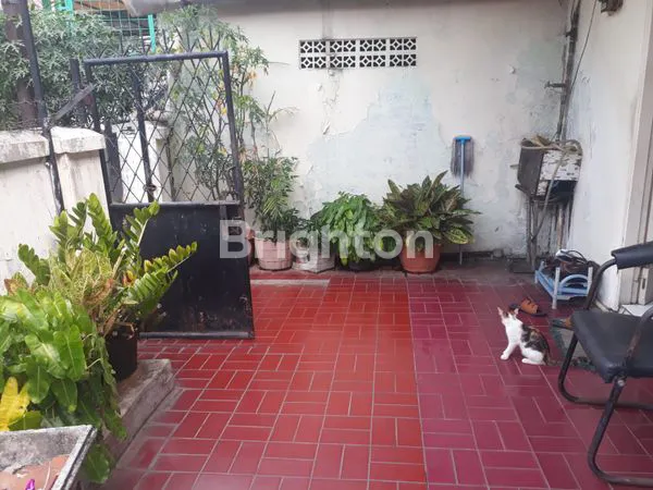 image 2 RUMAH, TANAH 360M2, COCOK UNTUK INVESTASI KOS KOSAN.  GAMBIR,  JAKARTA PUSAT (5)