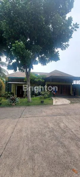 RUMAH MEWAH 2 LANTAI FULL FURNISHED SIAP HUNI