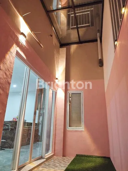 image KOMPLEK MERCI LEBAR 9 METER FULL FURNISHED MEWAH TINGGAL BAWA KOPER ! (3)