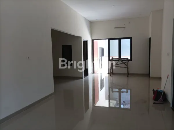 image RUMAH BARU GRESS SURABAYA TIMUR MANYAR TIRTOMOYO (1)
