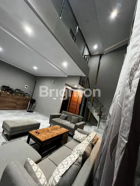 image RUMAH 2 LANTAI NEW GRES DI PERUMAHAN CLUSTER SOLO BARU (4)