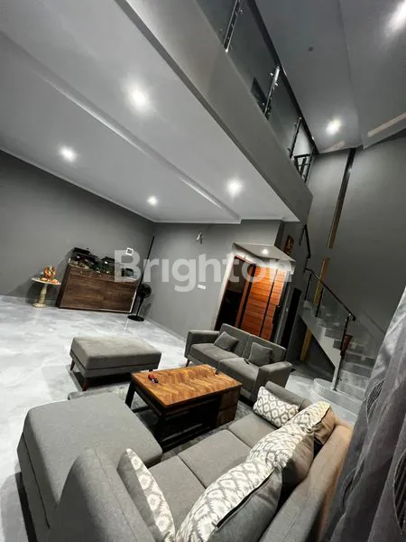 image RUMAH 2 LANTAI NEW GRES DI PERUMAHAN CLUSTER SOLO BARU (7)