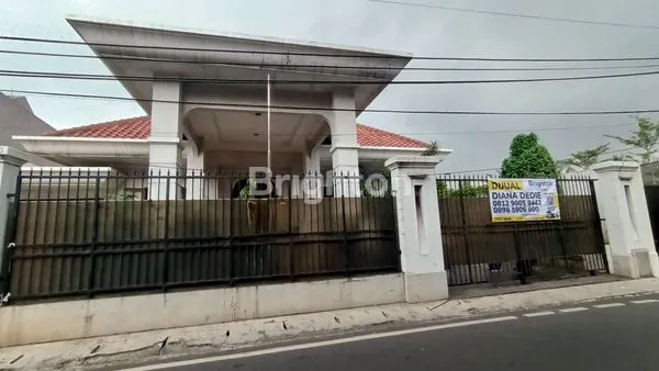 image RUMAH MEWAH DAN STRATEGIS DAERAH LEBAK BULUS (1)