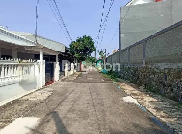 image RUMAH BESAR DAN STRATEGIS DI CIMANGGIS DEPOK (2)