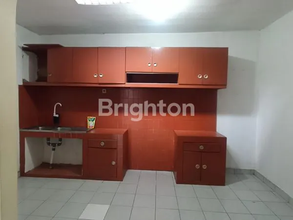 image RUMAH BESAR DAN STRATEGIS DI CIMANGGIS DEPOK (6)