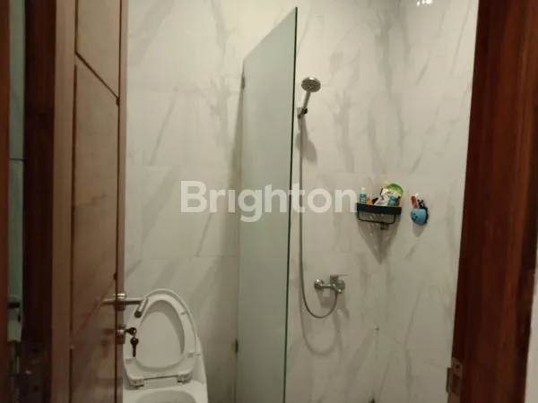 image RUMAH ELIT FULL FURNISHED DI KAWASAN STRATEGIS ELIT JALAN KALIURANG, DEKAT UGM (2)