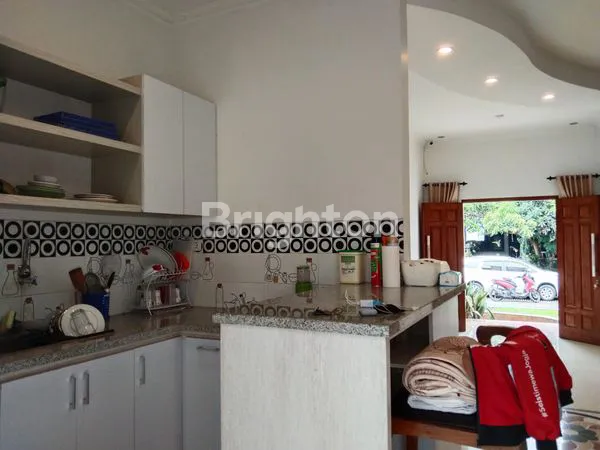 image RUMAH ELIT FULL FURNISHED DI KAWASAN STRATEGIS ELIT JALAN KALIURANG, DEKAT UGM (4)