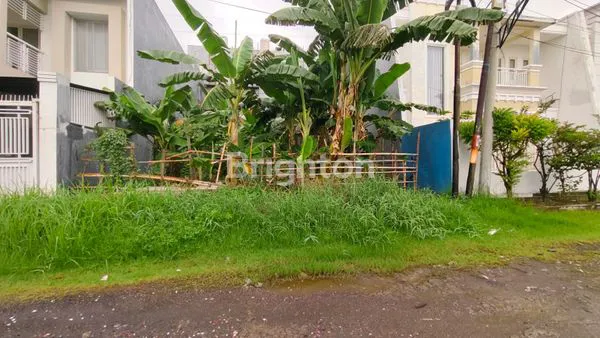 image MANYAR INDAH ROW 3 MOBIL (2)