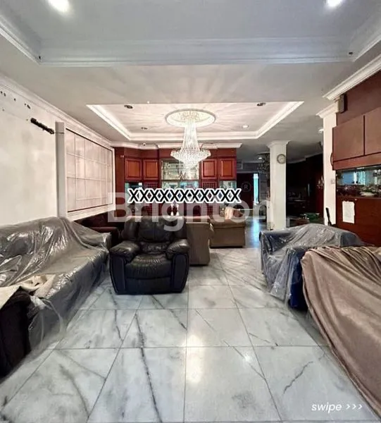 image RUMAH 2.5 LANTAI SIAP HUNI DENGAN 2 MUKA JALAN DI TEBET  JAKARTA SELATAN  (3)