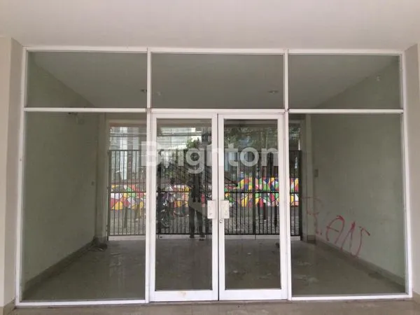 image RUKO 4.5 LANTAI, DIBAWAH HARGA PASARAN NEGO SAMPAI JADI. DIPINGGIR JALAN TEBET. JAKARTA  SELATAN, DEKAT MALL KASABLANKA (7)