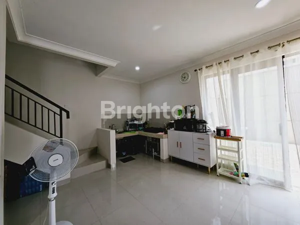 image RUMAH CANTIK SIAP HUNI DI PODOMORO PARK FULL FURNISHED (4)