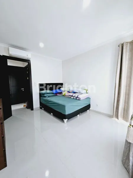 image RUMAH CANTIK SIAP HUNI DI PODOMORO PARK FULL FURNISHED (5)