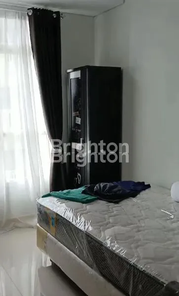 image DISEWAKAN APARTEMEN BORNEO BAY 2 BEDROOM DENGAN VIEW POOL AND SEA (4)