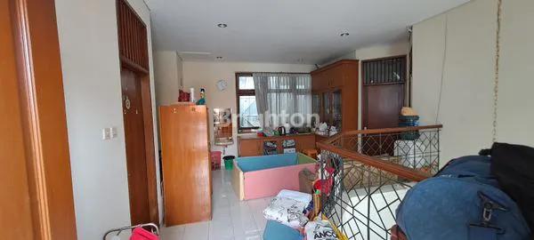 image RUMAH 2 LANTAI SIAP HUNI KOMPLEK ABADI DUREN SAWIT JAKARTA TIMUR (6)