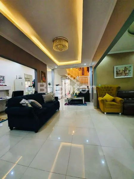 image HUNIAN CANTIK DENGAN POSISI STRATEGIS DI JALAN UTAMA BUKIT CIMANGGU CITY BOGOR (3)