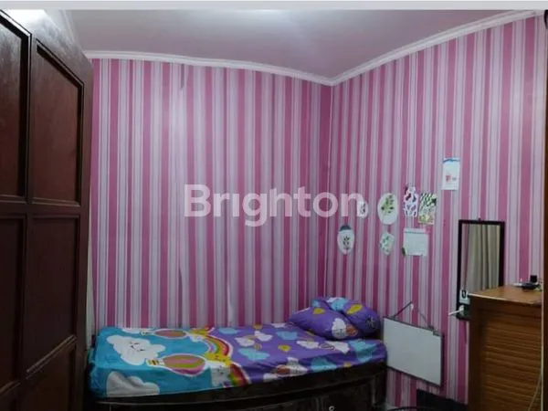 image RUMAH CANTIK, TENGAH KOTA, STRATEGIS,SIAP HUNI. (4)