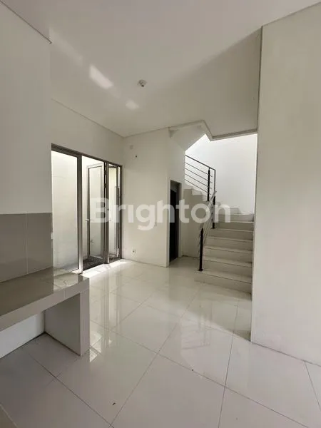 image RUMAH BARU GRESS 2 LT DI GREENLAND GARBERA MENGANTI GRESIK (7)