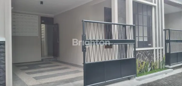 image RUMAH TINGGAL 1 LT BARU SIAP HUNI TERAWAT DI KEBONSARI SURABAYA DEKAT GAYUNGSARI, GAYUNG SARI ,JAMBANGAN, MASJID AL AKBAR , A YANI, PAGESANGAN (5)