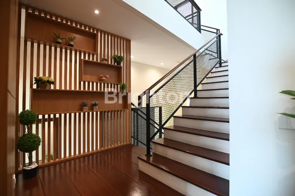 image RUMAH BARU SCANDINAVIAN DI PAKUWON INDAH DEKAT GRAHA DAN CITRALAND (3)