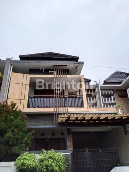 image RUMAH 2LT LINGKUNGAN PERUMAHAN DEKAT KAMPUS UGM (1)