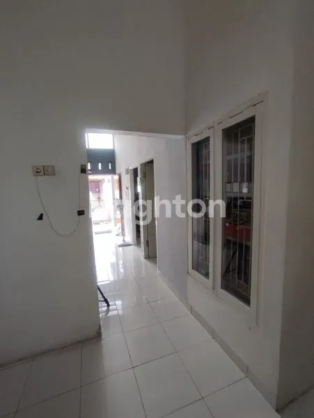 image RUMAH 1 LANTAI DI BARAT KALI KEDIRI (7)