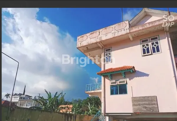 image VILLA TAWANGMANGU 3 LANTAI LANTAI VIEW TERBAIK (4)