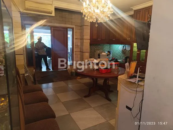 image MURAH CEPAT LAYAK HUNI BISA UNTUK KANTOR DI TEBET JAKARTA SELATAN  (7)