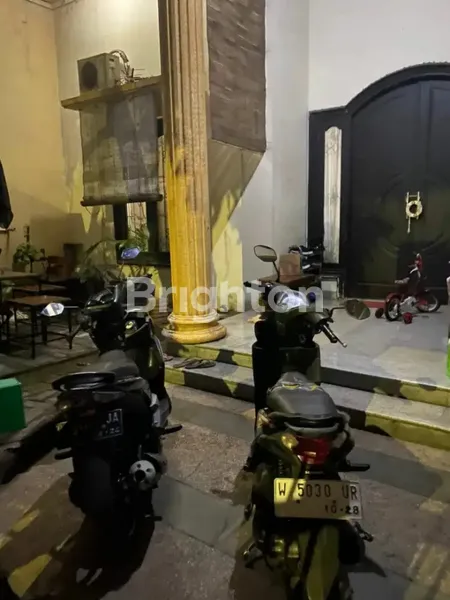 image RUMAH SECOND TERAWAT SIDOSERMO DEKAT PLAZA MARINA, DEKAT MARGOREJO (4)