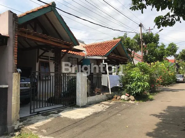 image TURUN HARGA LAGI HARUS LAKU BULAN INI....... RUMAH HOOK STRATEGIS NYAMAN, AMAN DI KOMPLEK BPT TIMUR JL RAYA PAJAJARAN BOGOR HANYA 200 M KE IPB (3)