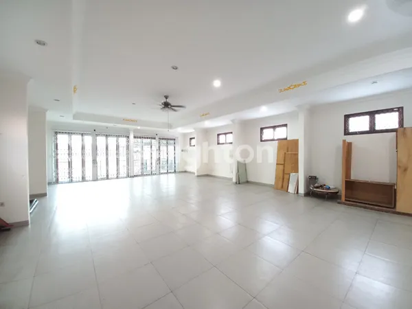 image RUMAH & TOKO DI PUSAT KOTA PERBELANJAAN JALAN RODA BOGOR (6)