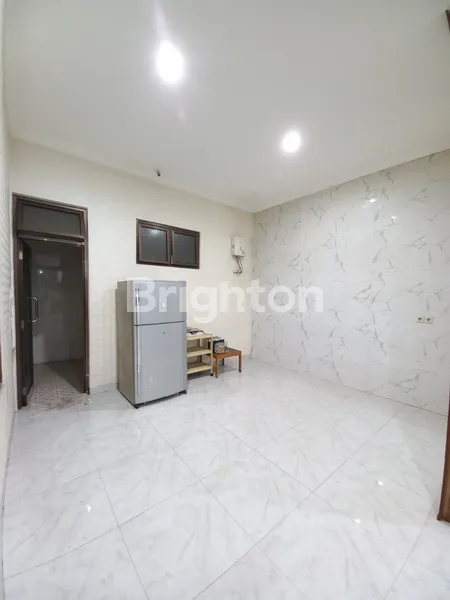 image RUMAH & TOKO DI PUSAT KOTA PERBELANJAAN JALAN RODA BOGOR (8)