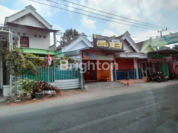 RUMAH 2 LANTAI TULUNGAGUNG