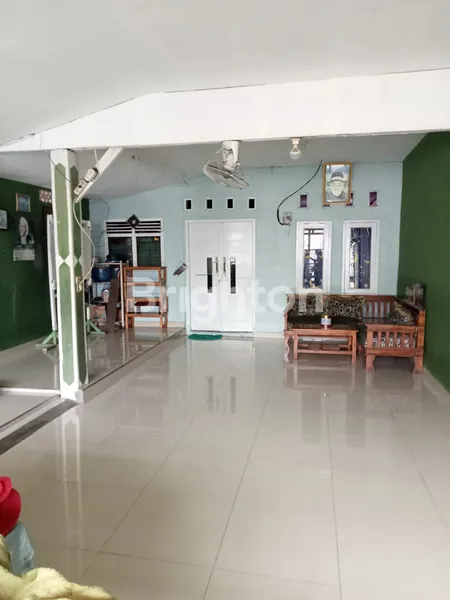 image RUMAH HOOK DI PULO GEBANG CAKUNG JAKARTA TIMUR MINIMALIS MODERN SHM (1)