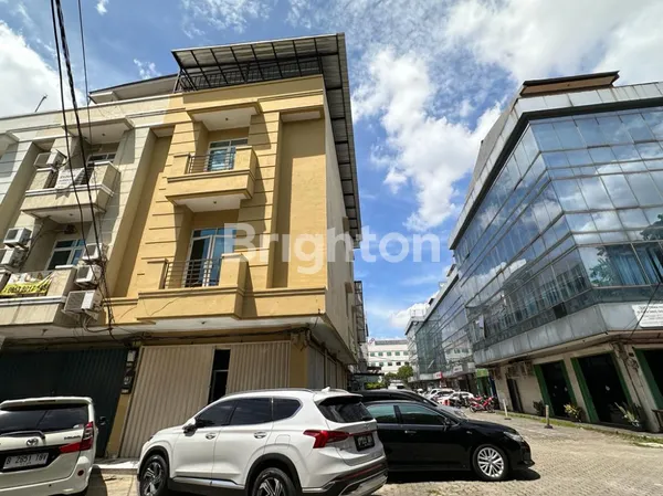 RUKO KANTOR HOOK BARU RENOVASI STRATEGIS DI AHMAD YANI BEKASI MAS DEKAT SUMMARECON