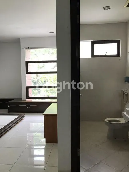 image RUMAH MEWAH PROVENCE PARKLAND BSD, 3+1 KT (5)