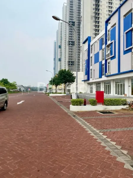 image RUKO 4 LANTAI DI CBD SURABAYA BARAT SIAP PAKAI (3)