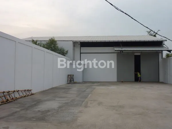 PABRIK SIAP PAKAI , BERSIH DI KAWASAN SUDAH RAMAI DAERAH KALIDERES , JAKARTA BARAT