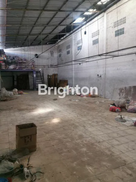 image GUDANG AKSES CONTAINER DEKAT PINTU TOL (5)