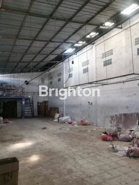 image GUDANG AKSES CONTAINER DEKAT PINTU TOL (8)