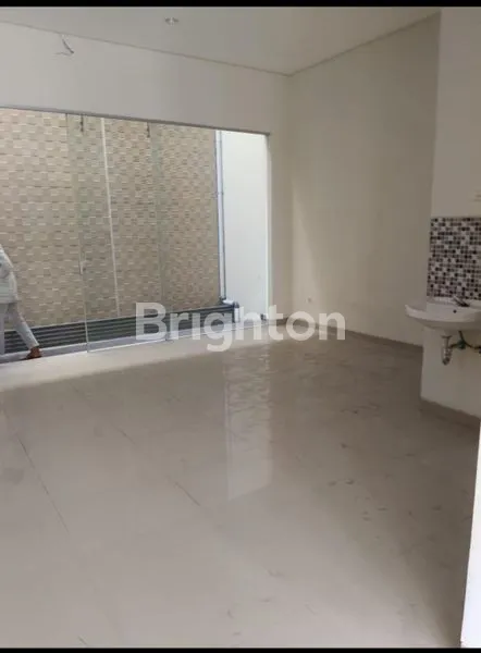 image RUMAH 2 LANTAI MANYAR JAYA, LT 160 LB 220 (2)