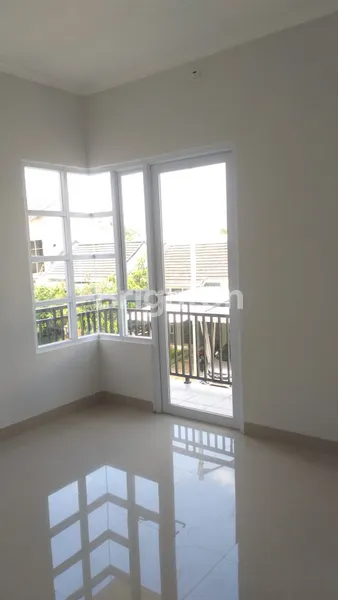 image RUMAH ELEGAN BANGUNAN BARU 2 LANTAI SIAP HUNI 2 LANTAI DI PERUMAHAN SAMARIA RESIDENCE - SENTUL BOGOR (3)