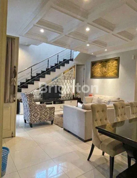 image RUMAH MANYAR TIRTOMOYO SURABAYA (3)