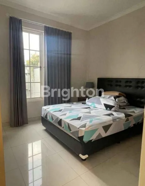 image RUMAH MANYAR TIRTOMOYO SURABAYA (5)