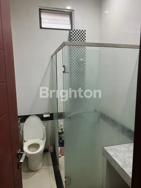 image RUMAH PETEMON SIDOMULYO SURABAYA (8)