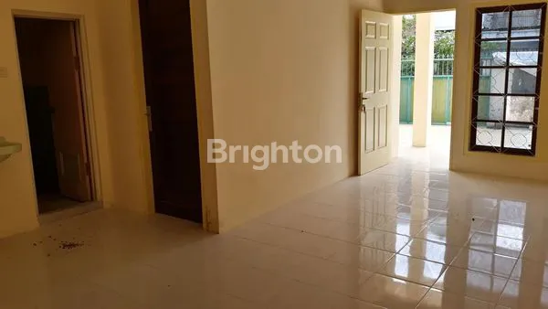 image RUMAH DI SATELIT UTARA (4)