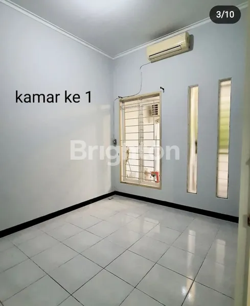 image RUMAH SIAP HUNI TAMAN HOLIS 2 NYAMAN FULL RENOV SEMI FURNISHED (3)